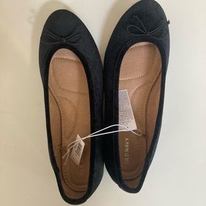 Old navy velvet black flats
